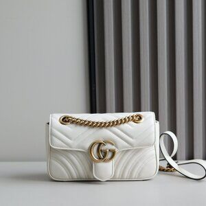 Gucci Marmont Matelassé Leather Shoulder Bag